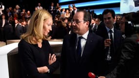 François Hollande et Karine, cette chef d'entreprise du Nord qui a évoqué avec lui le coût du travail et la complexité administrative.