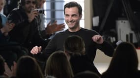 Nicolas Ghesquière après son premier défilé pour Vuitton en mars 2014.