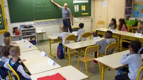 902.000 enseignants exerçaient en 2017-2018 au ministère de l’Éducation nationale et de la Jeunesse ; 84% relèvent du secteur public et 16% du secteur privé sous contrat.