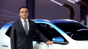 Combien Gagne Carlos Ghosn Le Patron De L Alliance Renault Nissan Arrete Au Japon