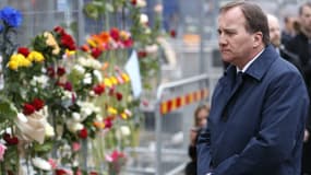 Le premier ministre suédois rend hommage aux victimes de l'attentat au camion-bélier perpétré à Stockholm le 7 avril 2017