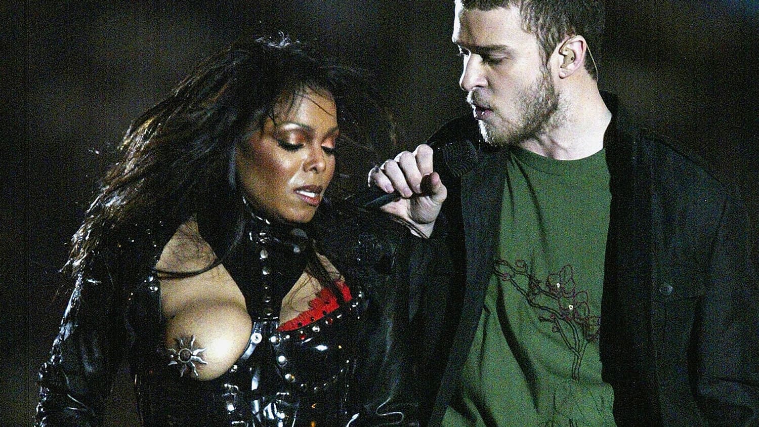 Janet Jackson et Justin Timberlake en plein "nipplegate".
