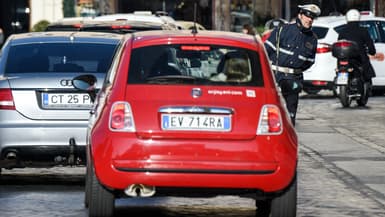 La circulation en 2015 dans les rues de Rome en Italie