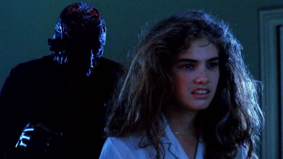 Le personnage de Nancy, "final girl" des Griffes de la Nuit, devant Freddy Krueger. Le personnage de Nancy, "final girl" des Griffes de la Nuit, devant Freddy Krueger.