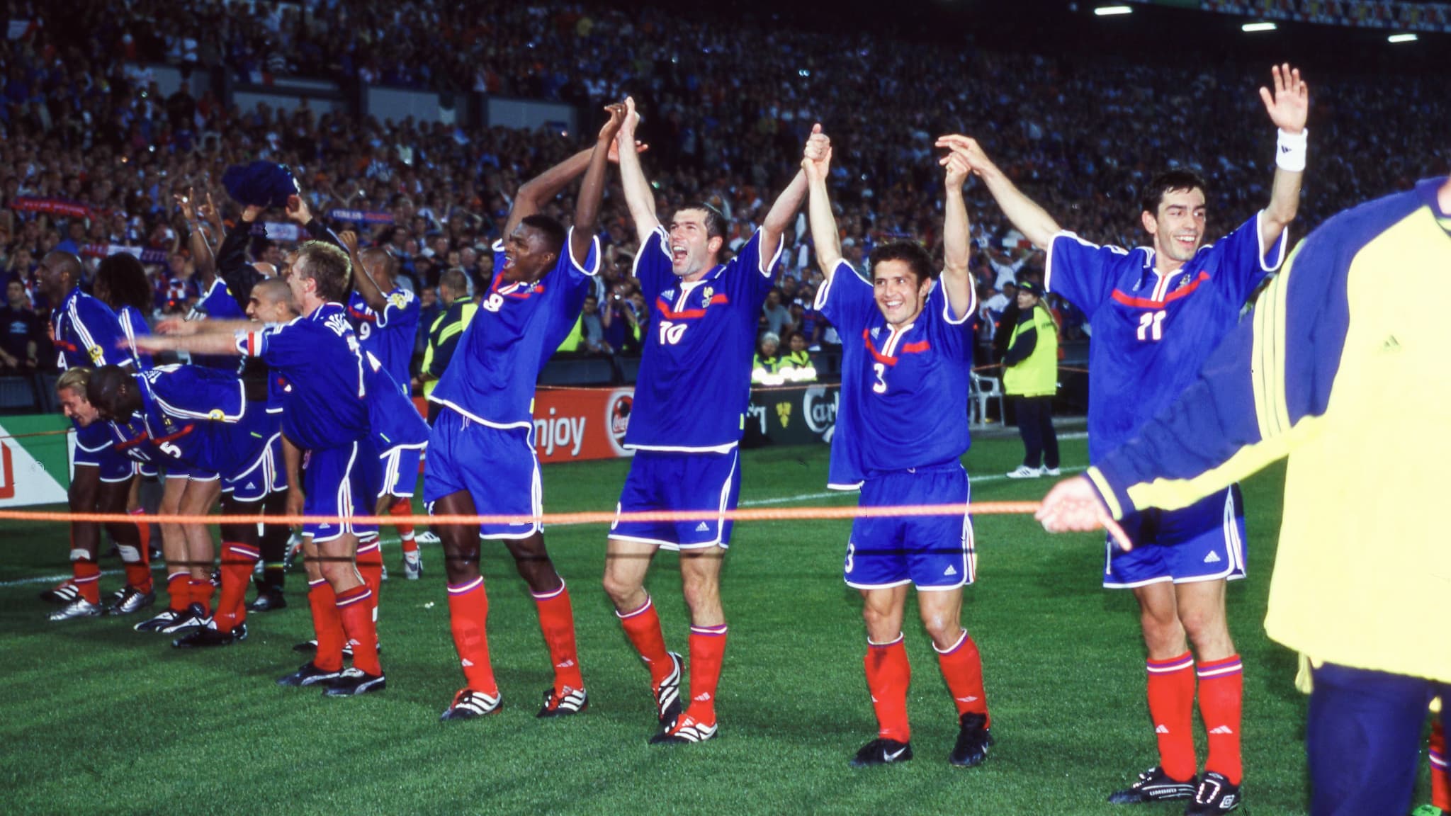 Zinédine Zidane lors de la victoire de l'équipe de France en finale de l'Euro 2000, à Rotterdam le 2 juillet 2000