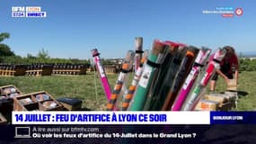 14-Juillet: les derniers préparatifs du feu d'artifice à Lyon