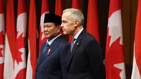 Le Premier ministre canadien Mark Carney (à droite) et le président indonésien Prabowo Subianto à Ottawa, au Canada, le 24 septembre 2025.