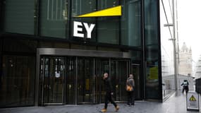 Des bureaux du cabinet EY à Londres le 20 novembre 2020.