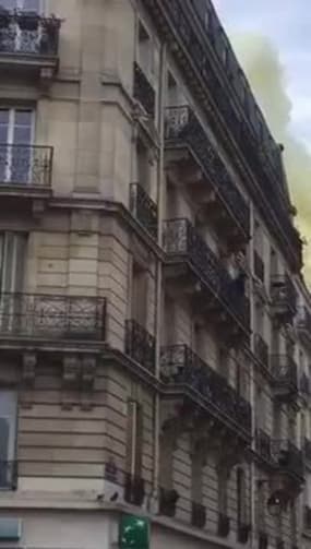 Incendie à Notre-Dame de Paris des rues adjacentes - Témoins BFMTV