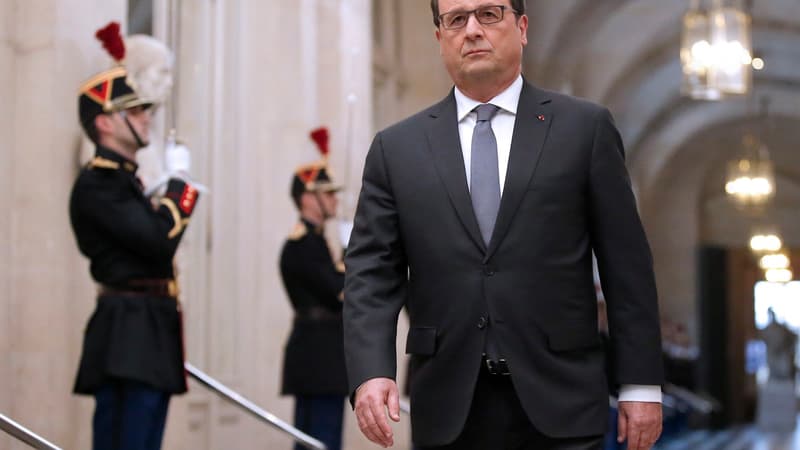 François Hollande arrivant à Versailles le 16 novembre.