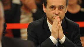 Robert Ménard, le maire de Béziers, a publié un arrêté pour lutter contre les crachats dans sa ville.