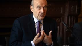Alain Juppé, maire de Bordeaux et candidat à la primaire à droite en vue de 2017