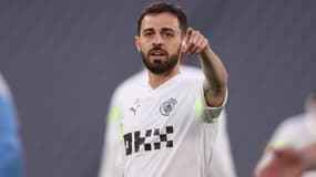 Bernardo Silva à l'échauffement avec Manchester City, 9 juin 2023