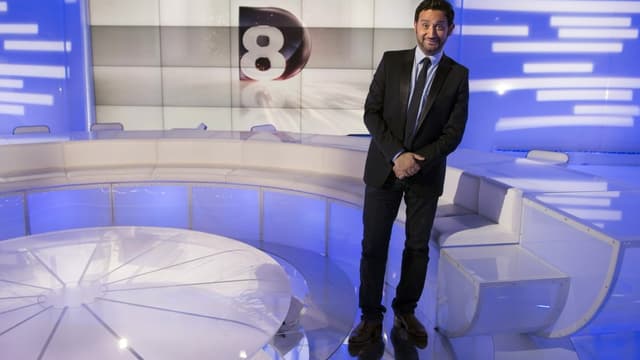 Cyril Hanouna sur le plateau de Touche pas à mon poste