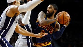 Kyrie Irving un peu esseulé à Detroit