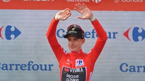 Jonas Vingegaard en rouge après la 10e étape du Tour d'Espagne, le 2 septembre 2025
