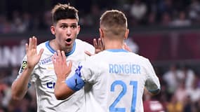 Leonardo Balerdi avec Valentin Rongier pendant un match de l'OM en 2023