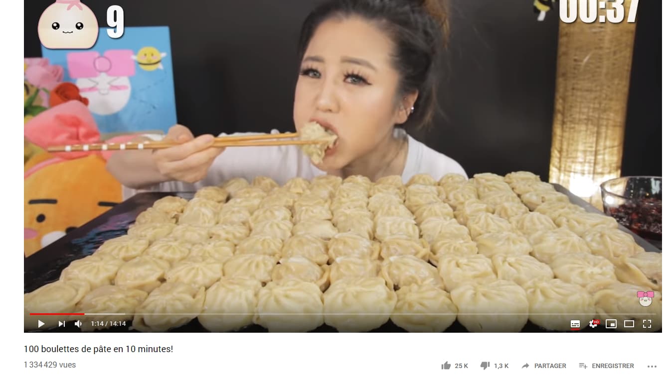 YouTube mukbang