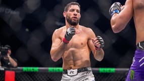 Nassourdine Imavov lors de son combat contre Brendan Allen à l'UFC Paris en septembre 2024