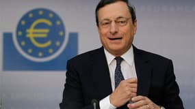 Conférence de presse du président de la Banque centrale européenne, Mario Draghi à Francfort. La BCE a décidé de lancer un nouveau programme de rachat d'obligations dans le but de faire baisser les coûts de financement des Etats de la zone euro en difficu