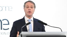 Le président de la Confédération des petites et moyennes entreprises (CPME), François Asselin, prononçant un discours d'ouverture avant un débat entre les candidats aux élections européennes organisé au siège de la CPME à Puteaux, le 20 mars 2024 (photo d'illustration).