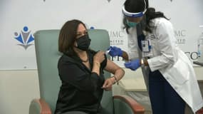 Kamala Harris s'est fait vacciner ce mardi à Washington.
