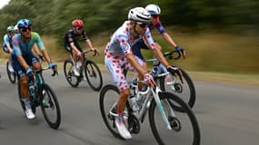 Le coureur français Lenny Martinez sur la 17e étape du Tour de France, 23 juillet 2025