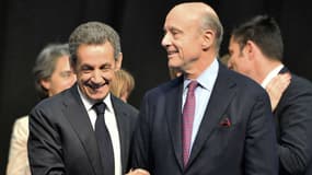 Dans la course à la primaire à droite, Alain Juppé est de nouveau donné largement en tête face à Nicolas Sarkozy, talonné  par Bruno Le Maire.