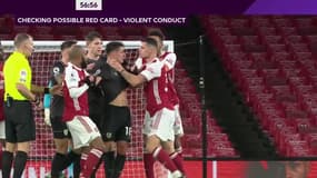 Le mauvais geste de Granit Xhaka (Arsenal)