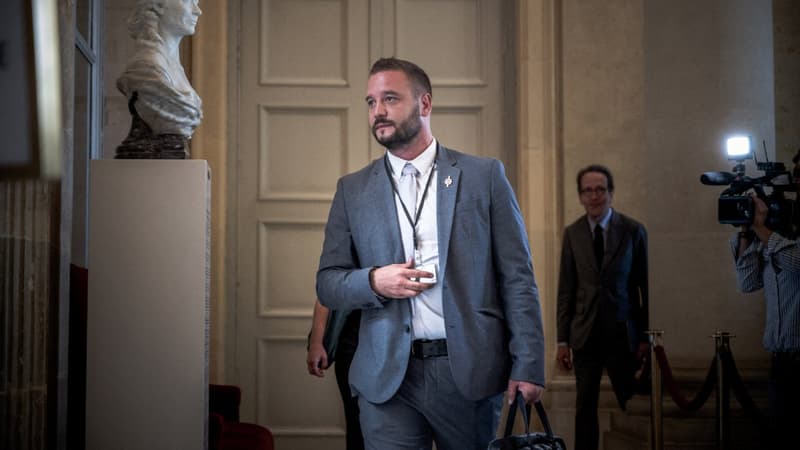 Retrouvé blessé à la tête devant une pharmacie de Vesoul, le député RN Antoine Villedieu indique avoir été victime d'un malaise