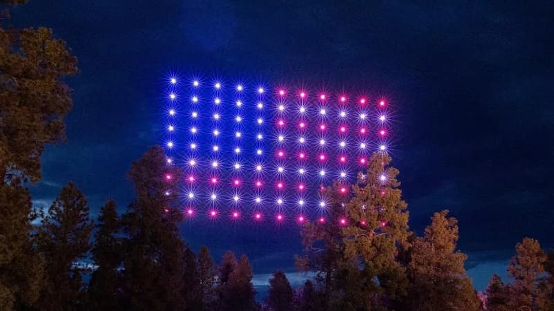 Spectacle de drone pour le 4 juillet