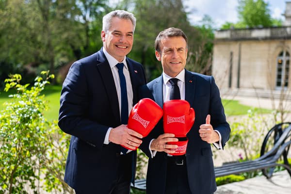 Karl Nehammer et Emmanuel Macron, à Paris le 4 avril 2024