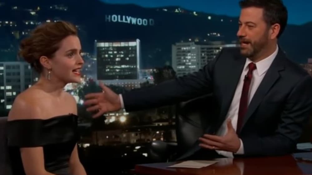 Emma Watson sur le plateau de Jimmy Kimmel Emma Watson sur le plateau de Jimmy Kimmel