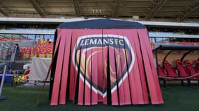 Le logo du Mans au stade Marie Marvingt lors du match de National entre Le Mans et Versailles, le 16 mai 2025.