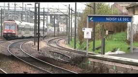 Le jeune homme de 19 ans, qui a été agressé samedi soir à la gare RER de Noisy-le-Sec, était toujours lundi dans un état grave.