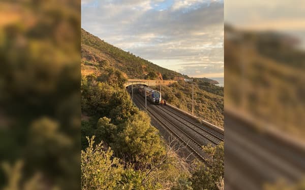Un train a percuté un véhicule à Saint-Raphaël ce jeudi matin.
