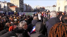 Un rassemblement à la mémoire d'un adolescent de 14 ans tué au couteau mercredi à Saint-Denis