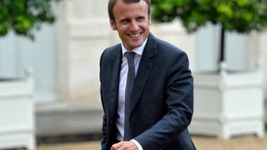 Emmanuel Macron a conscience qu'il est difficile de défendre certaines de ses idées, "spécialement quand on est de gauche".