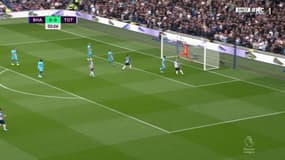 Hugo Lloris se rate et se blesse