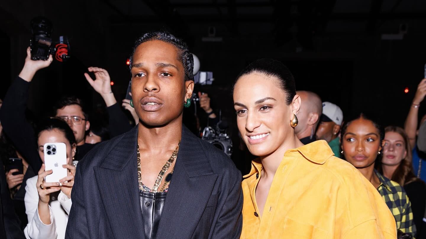 Imane Khelif et le rappeur Asap Rocky, show Bottega Veneta Imane Khelif et le rappeur Asap Rocky, show Bottega Veneta