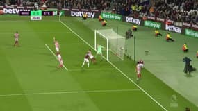 Premier League : West Ham s'en sort bien contre Stoke