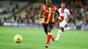 Ignatus Ganago sous le maillot de Lens