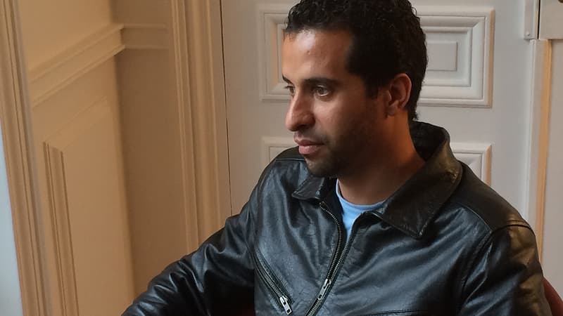 Omar, vigile au Stade de France le 13 novembre 2015, est toujours hospitalisé pour syndrome post-traumatique un an après.