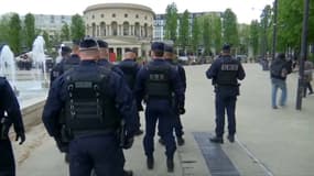 Opération policière en cours dans le quartier de Stalingrad à Paris.
