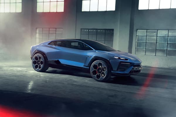 Cette Lamborghini Lanzador s'impose comme le premier concept 100% électrique de Lamborghini.