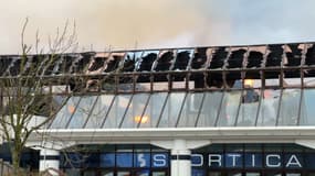 Un incendie a ravagé Sportiva à Gravelines ce lundi 25 décembre.