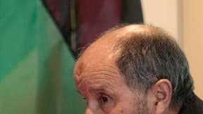 Moustafa Abdeldjeïl, le chef du Conseil national libyen formé par les insurgés, a réclamé samedi une intervention rapide de la communauté internationale contre les forces de Mouammar Kadhafi qui bombardent Benghazi. /Photo prise le 12 mars 2011/REUTERS/Su