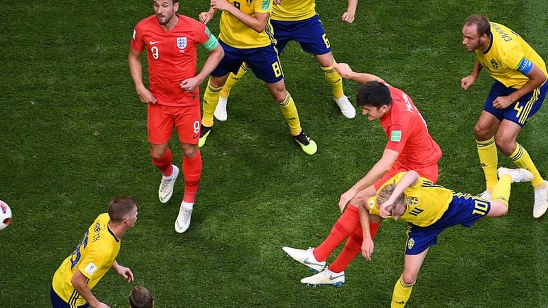 Tête de Harry Maguire... But
