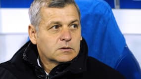 Bruno Genesio n'a toujours pas trouvé la bonne solution en défense cette saison avec l'OL.