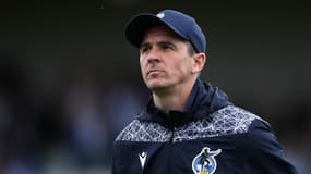 Joey Barton sur le banc des Bristol Rovers le 7 mai 2022